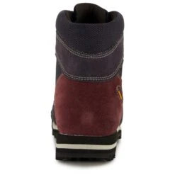 Aku Women's Ultralight Micro GTX - Walking Boots -Alpine Trek Store aku womens ultralight micro gtx walking boots detail 6